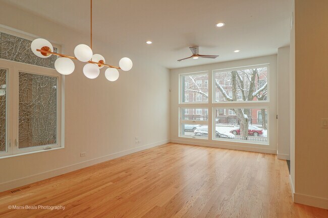 Building Photo - 6123 S Ellis Ave