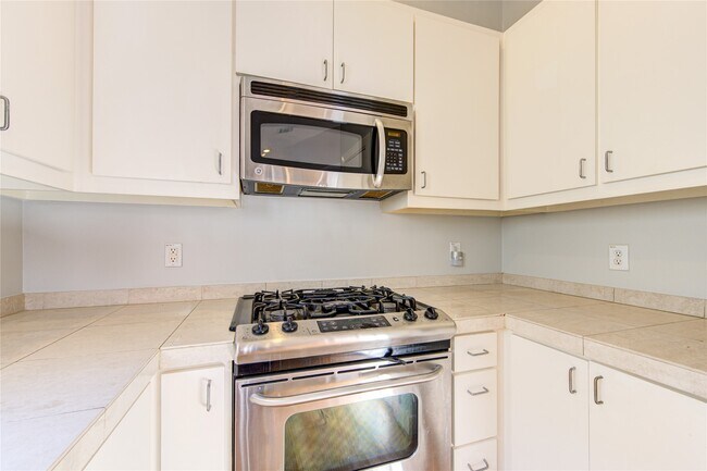 Building Photo - 3604 Omeara Dr