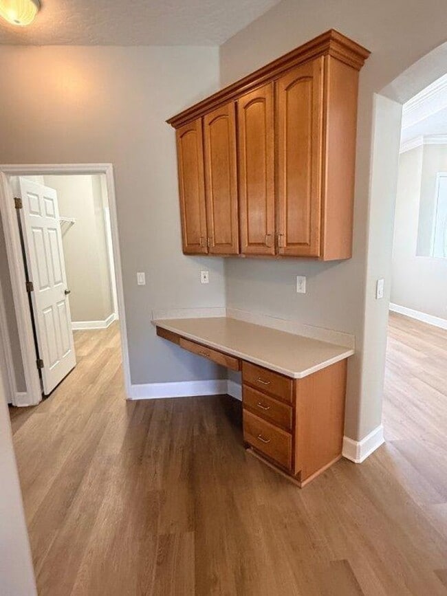 Building Photo - 3838 Peacock Dr