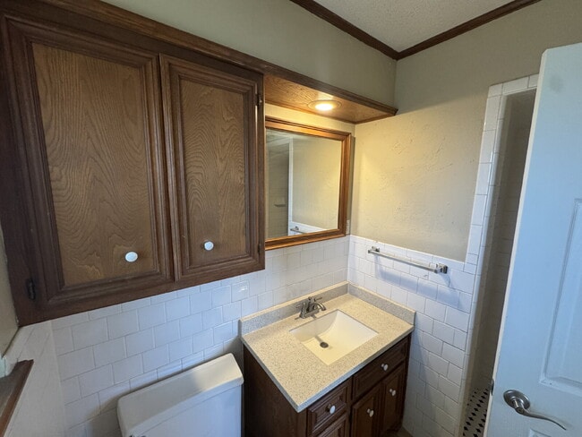 Building Photo - Beautiful 3/2 On A Cul-De-Sac!