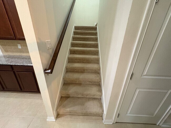 Building Photo - 50% OFF FIRST MONTH RENT* - 5 Bedroom 4 Ba...