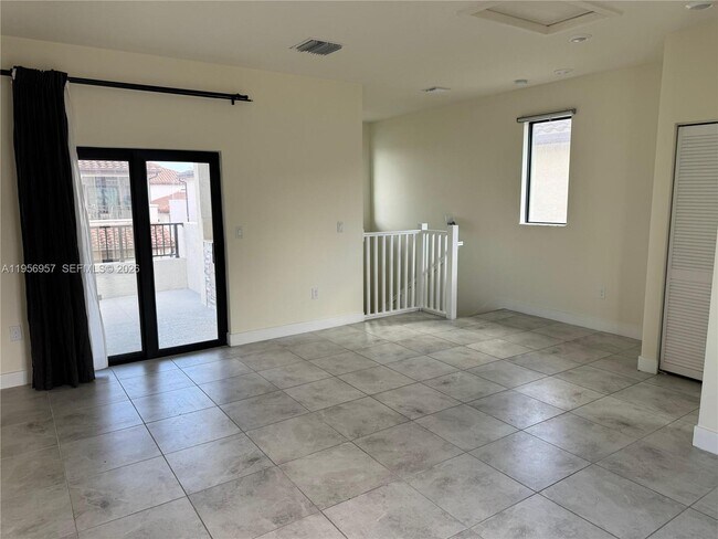 Building Photo - 4802 NW 83rd Path