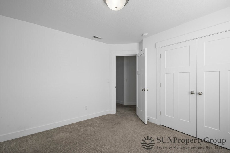 Building Photo - 288 W 730 N