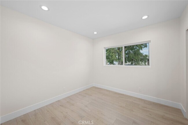 Building Photo - 16734 Tribune St