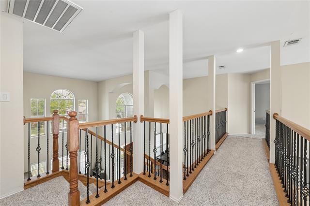 Building Photo - 5909 Vineyard Ln