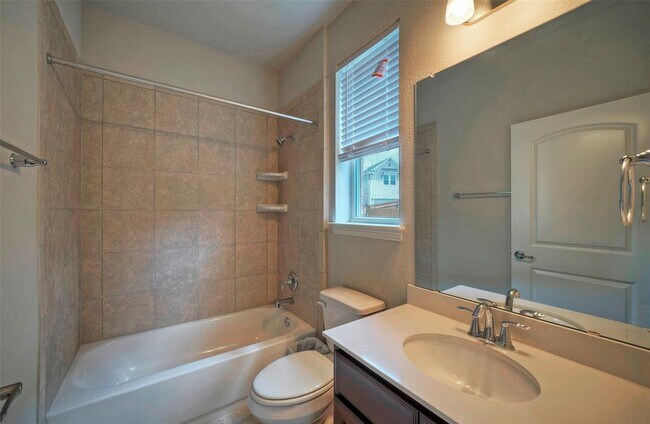 Building Photo - 14111 McCoy Lp