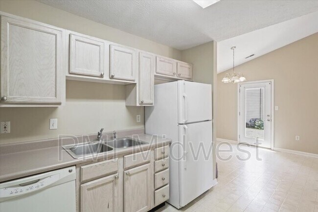 Building Photo - 1061 Wild Ivy Trail