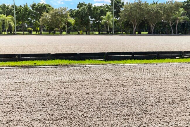 Building Photo - 14996 50th St S