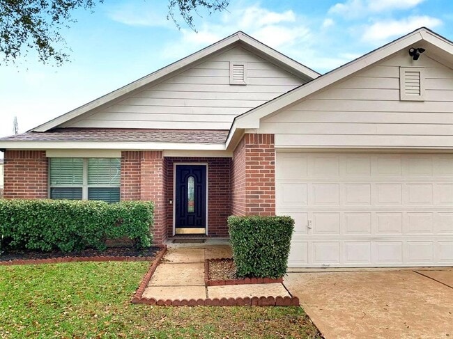 Building Photo - 21235 Bending Green Way