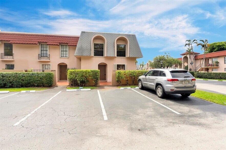 Building Photo - 2605 SW 73rd Way