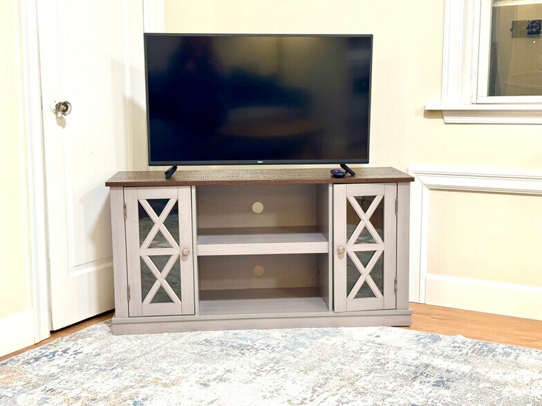 Building Photo - 3023 Harvard Ave