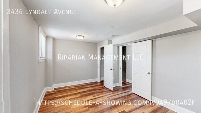 Building Photo - Fully Renovated & Fenced Backyard!