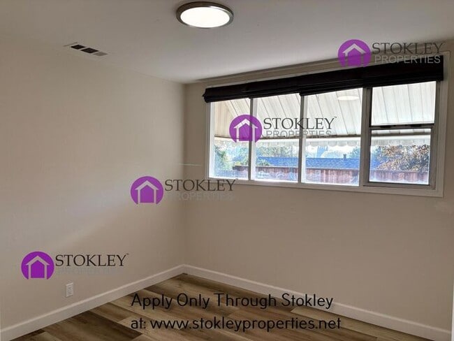 Building Photo - 3105 Fitzpatrick Dr