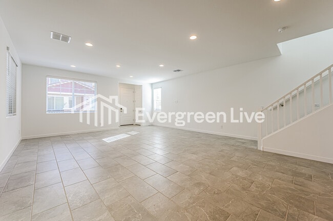 Building Photo - 9834 W Verde Ln