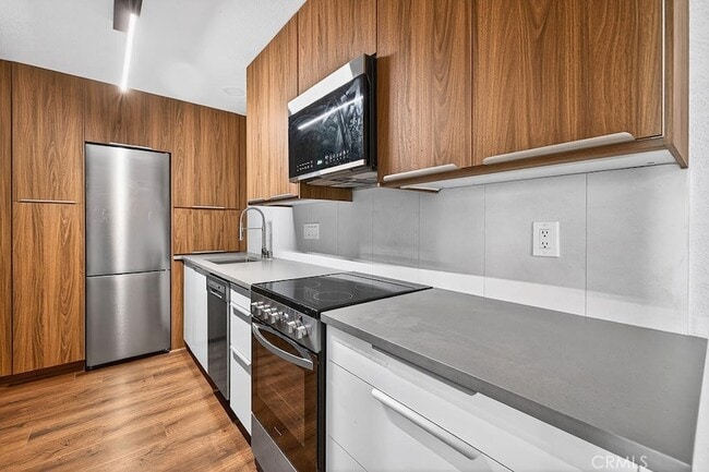 Building Photo - 2820 N Arcadia Ct