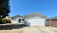Building Photo - 1797 Wyrick Ave