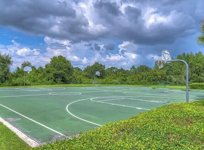 Building Photo - 2766 Hilliard Dr