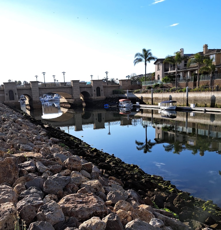 Building Photo - 1901 S Victoria Ave