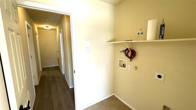 Building Photo - 817 Lark Dr