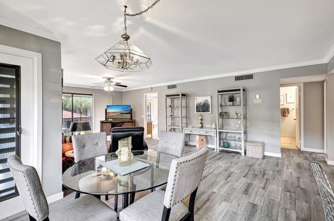 Building Photo - 618 Brackenwood Cove