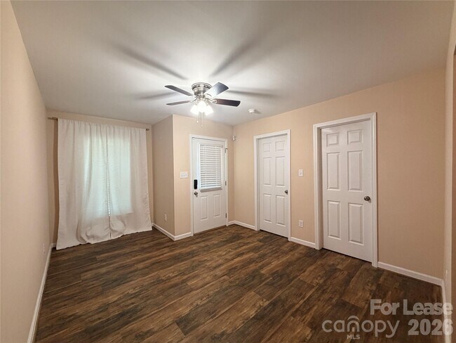Building Photo - 67 Travora Cir