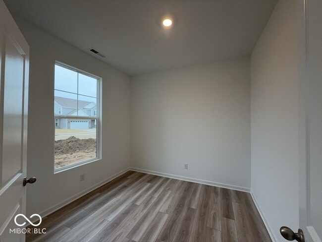 Building Photo - 3479 Seminole Dr