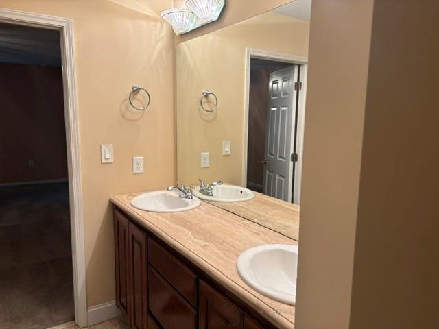 Building Photo - 24105 Plantation Dr NE