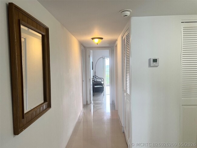 Building Photo - 5100 N Ocean Blvd