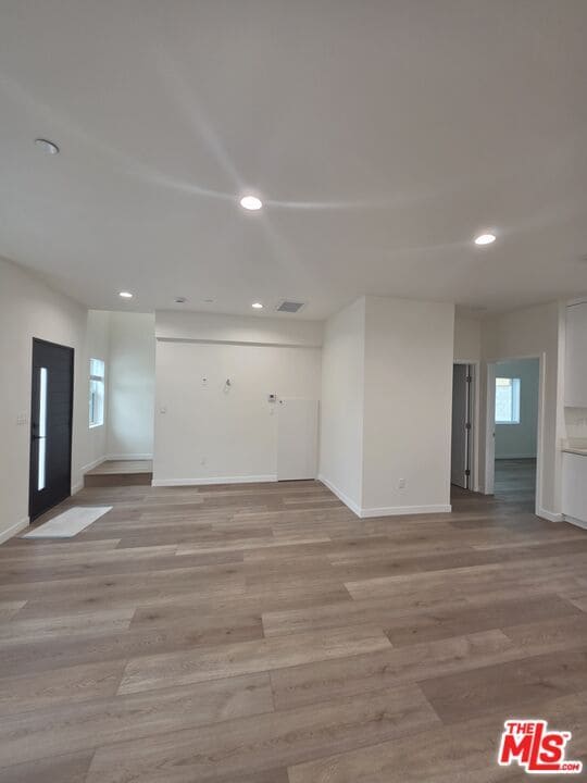 Building Photo - 6748 Ben Ave