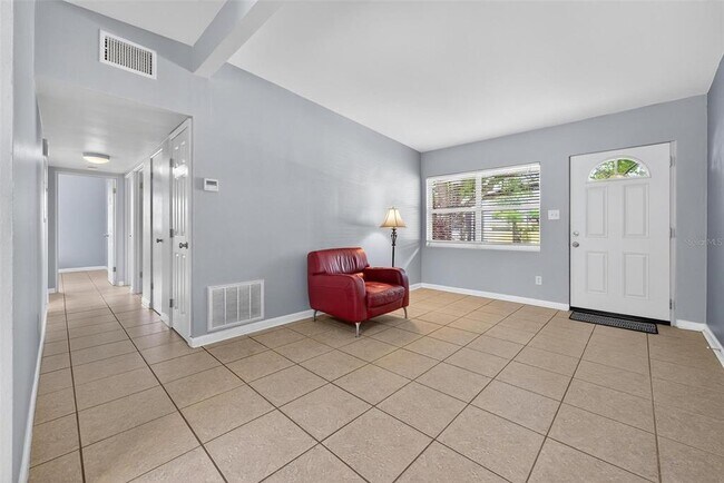Building Photo - 3015 Tampico Dr
