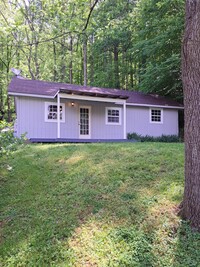 Building Photo - Spacious Remodeled 2 Bedroom Close To Ashe...