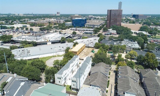 Building Photo - 5903 Val Verde St