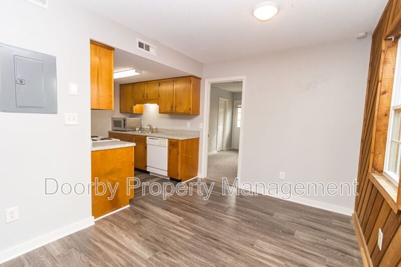 Building Photo - 3612 Glendon Dr