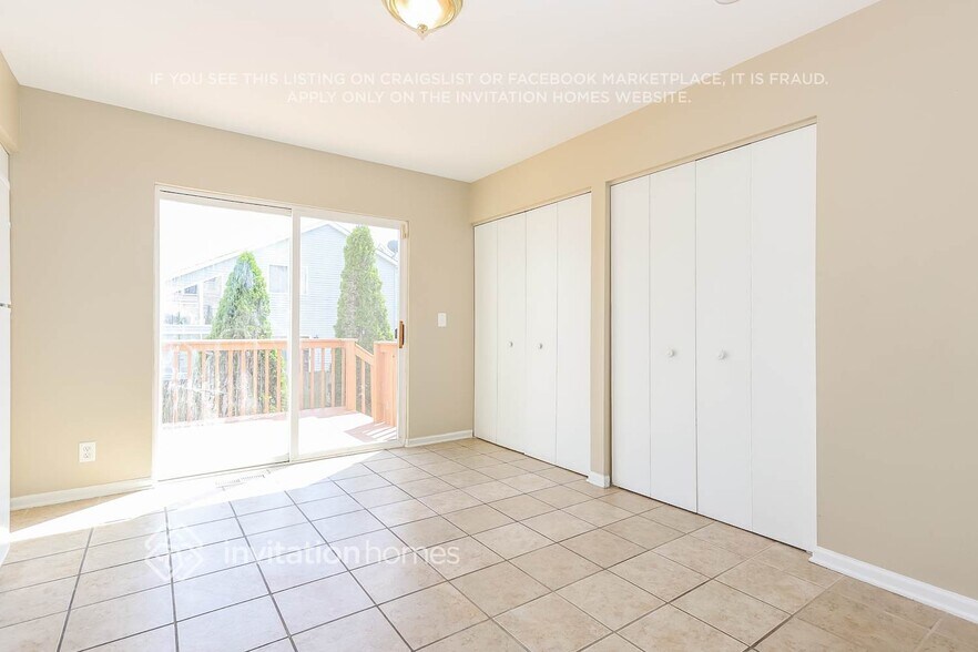 Building Photo - 1751 Hickory Park Ln