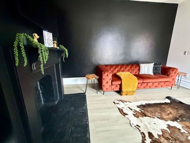 Building Photo - 309-311 West 4th Avenue-SI ID1265639P