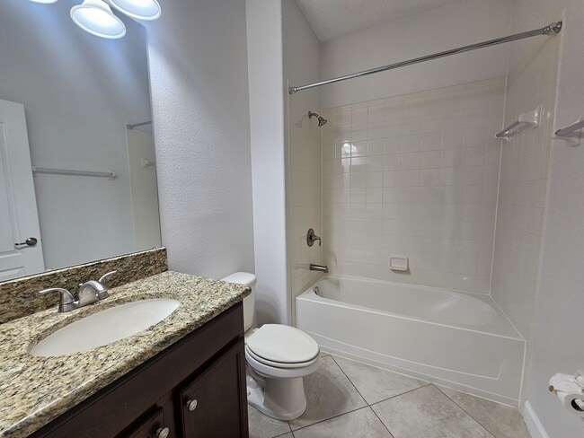 Building Photo - 2718 Atherton Dr