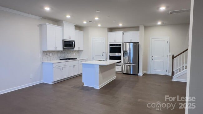 Building Photo - 211 Orson Oaks Ln