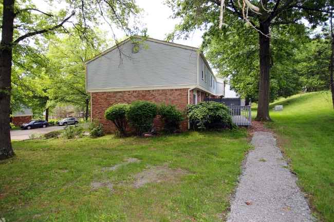 Building Photo - 100 Grouse Ct