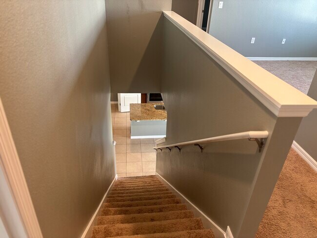 Building Photo - 152 Ludisia Loop