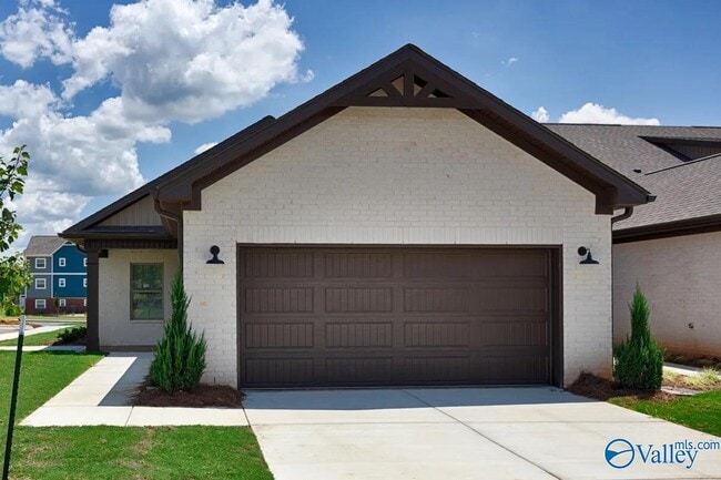 Building Photo - 80 Mountain Vis Cir