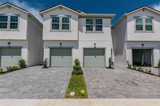 Building Photo - 19309 Blue Pond Dr
