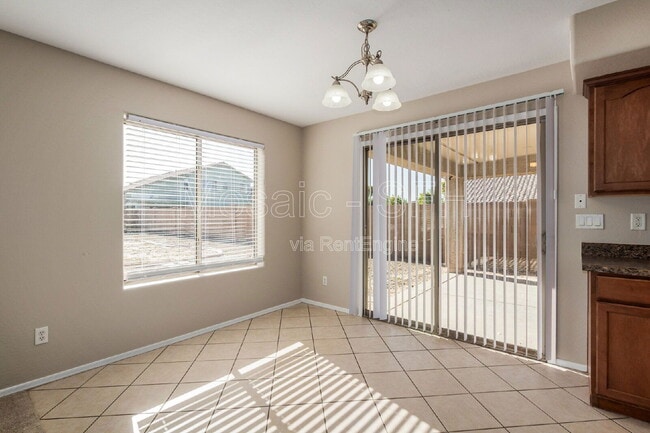 Building Photo - 5215 W Hasan Dr