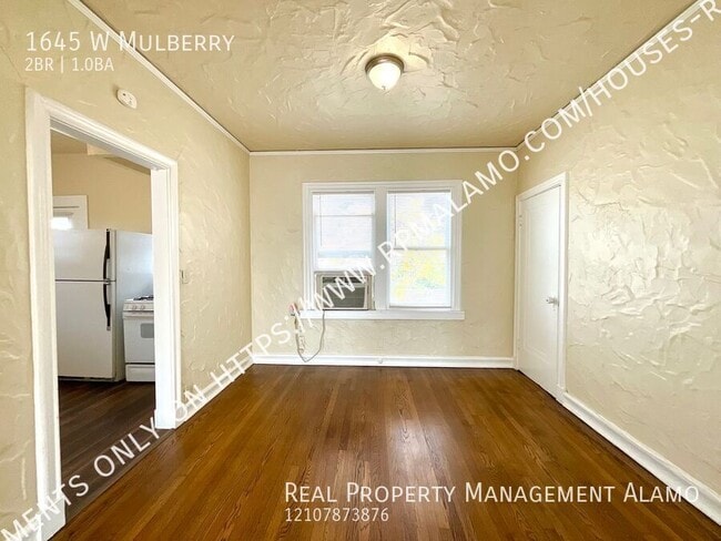 Building Photo - 1645 W Mulberry-