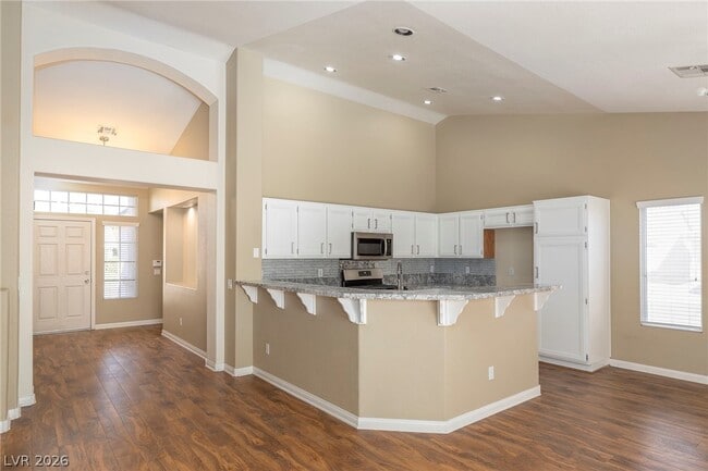 Building Photo - 7801 High Stream Ave