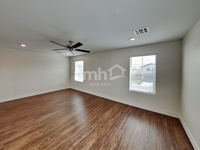 Building Photo - 6106 W Haleh Ave