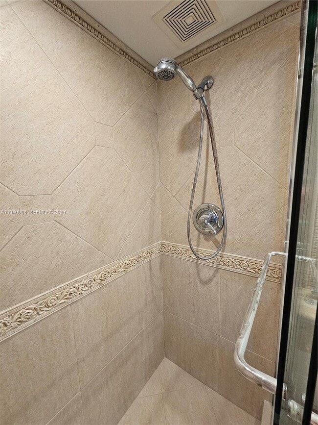 Building Photo - 3180 S Ocean Dr