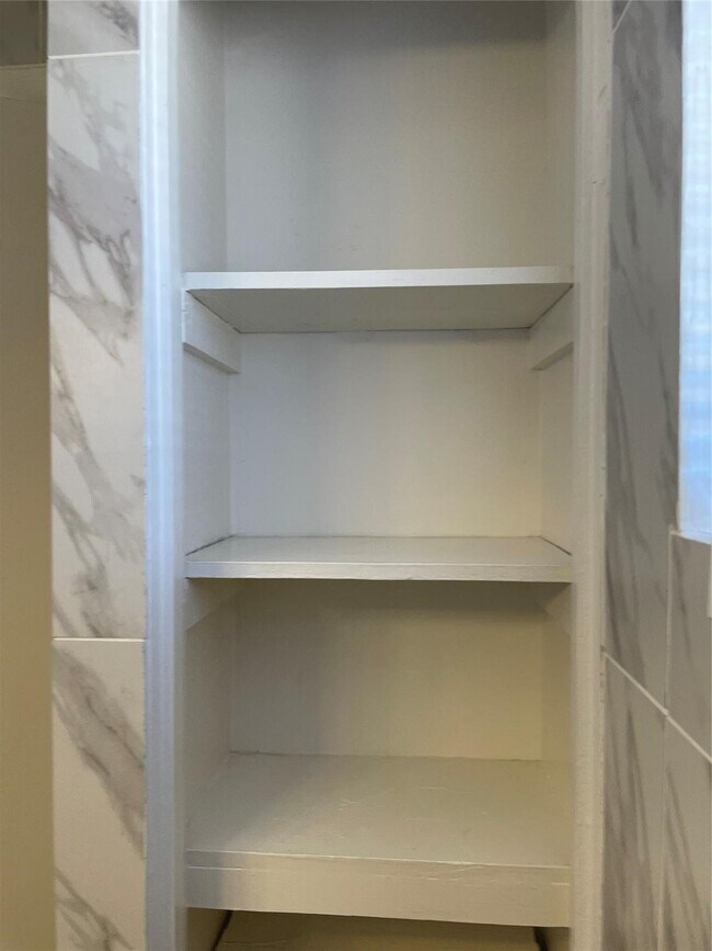 Building Photo - 4321 Hazard St