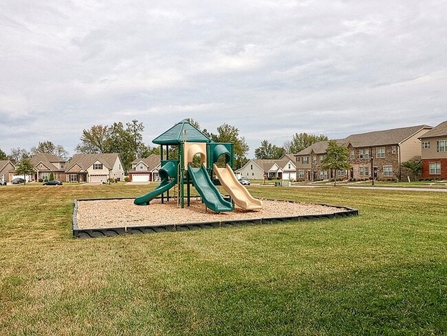 Building Photo - 180 Dundee Dr