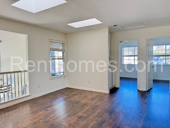 Building Photo - 23835 Cork Oak Cir