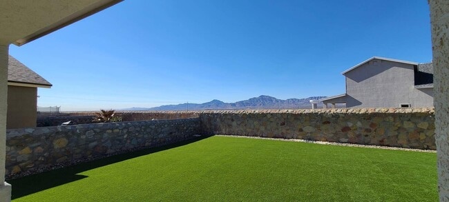 Building Photo - 12065 Mesquite River Dr